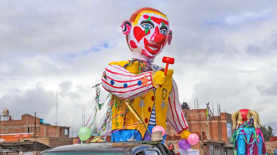 Entrada del ño carnavalón