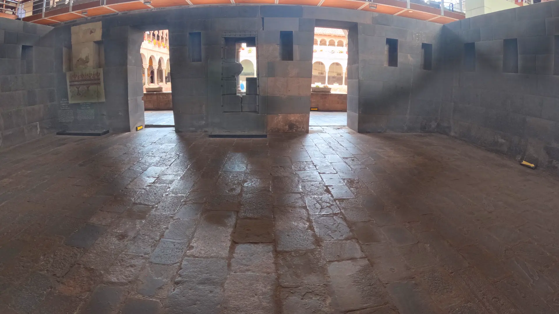 Arquitectura en el interior del Qoricancha