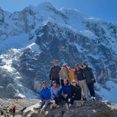 Group of tourists near Salkantay Mountain | Qoricancha Expeditions
