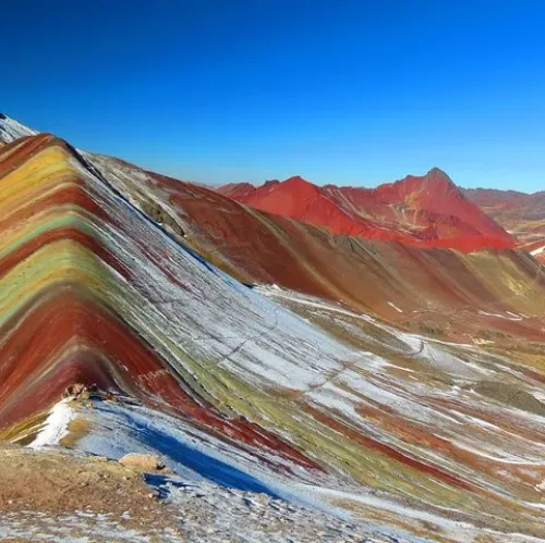 Foto de la montaña arcoíris | Qoricancha Expeditions