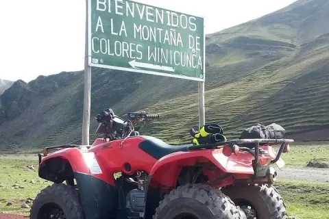 Entrance to Rainbow Mountain | Qoricancha Expeditions