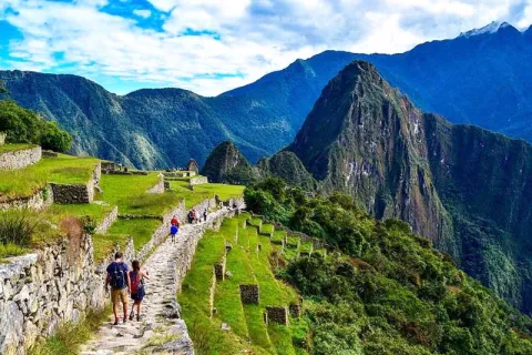 Road to Machu Picchu | Qoricancha Expedition