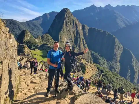 Tourists at the ruins of MachuPicchu | Qoricancha Expedition