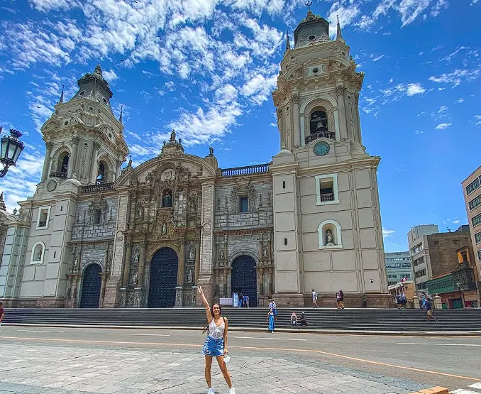 catedral en lima peru actual
