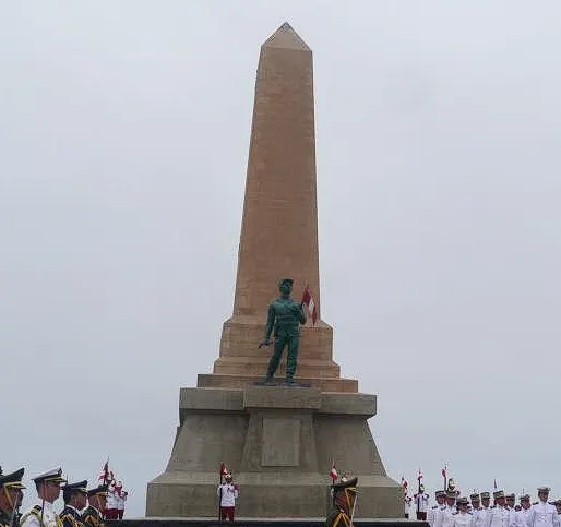 heroic unknown soldier, Morra Solar