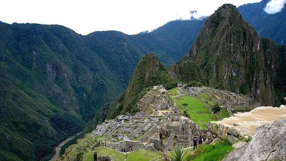 Clear sky of Machu Pichhu