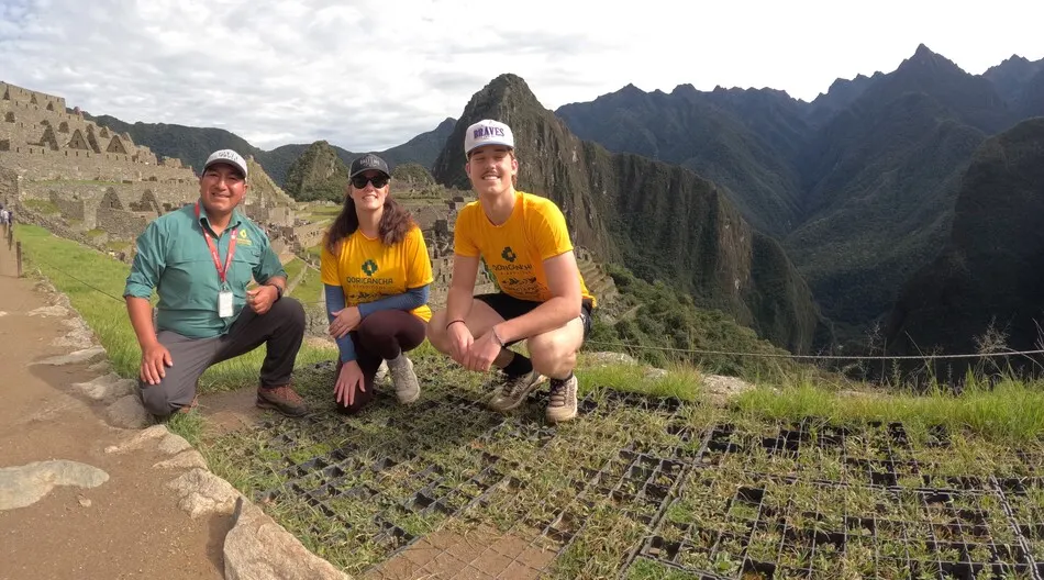 Guided tour at Machu Picchu with expert guide Simon